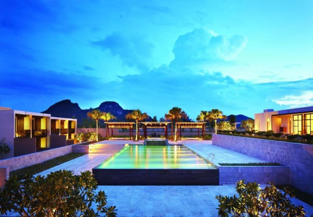 Villa Ocean View And Apartment Da Nang "Free Pick Up" Экстерьер фото