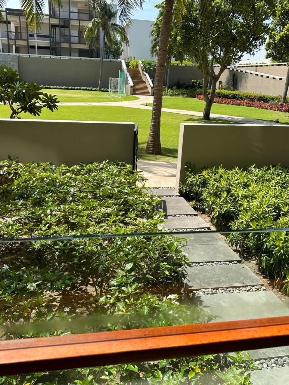 Villa Ocean View And Apartment Da Nang "Free Pick Up" Экстерьер фото
