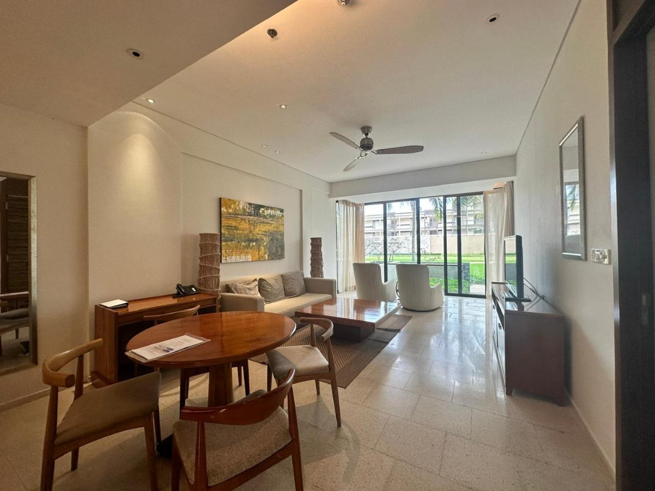 Villa Ocean View And Apartment Da Nang "Free Pick Up" Экстерьер фото