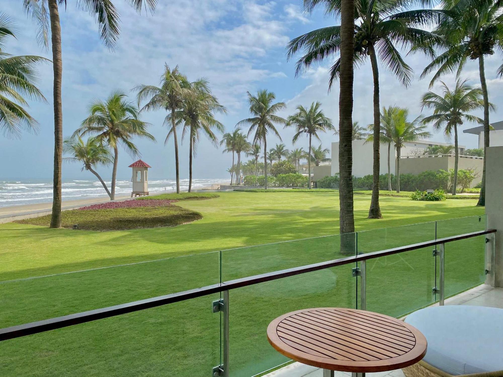 Villa Ocean View And Apartment Da Nang "Free Pick Up" Экстерьер фото